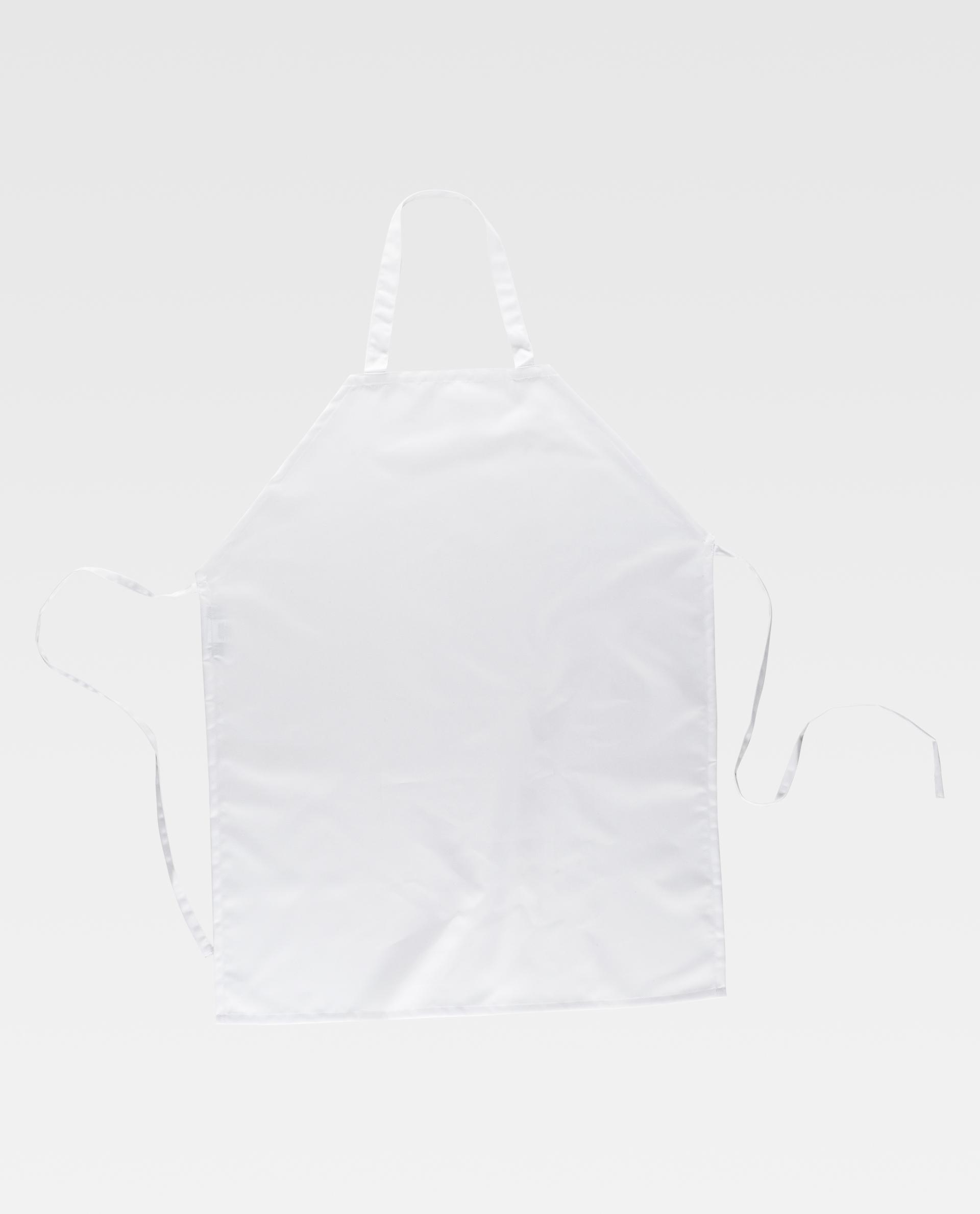 Delantal de cocina blanco liso con tiras ajustables sobre fondo neutro.