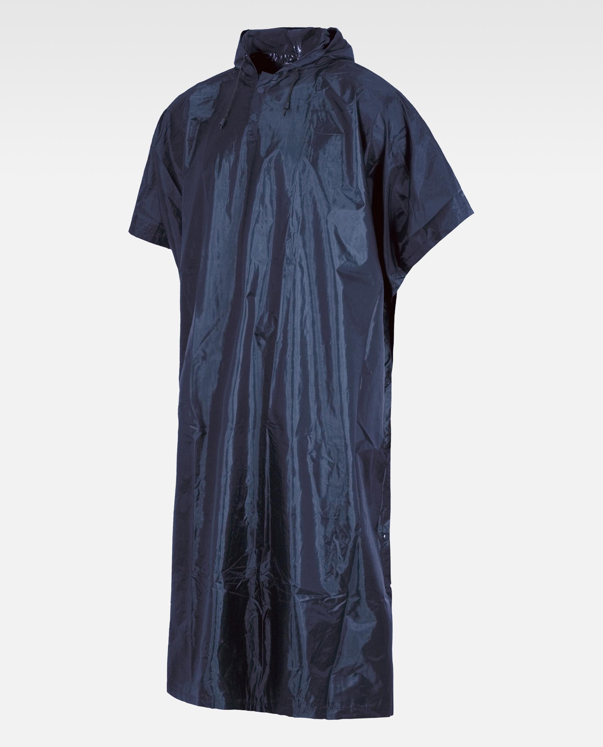 Poncho impermeable azul marino con capucha, mangas cortas y cierre de botones para lluvia