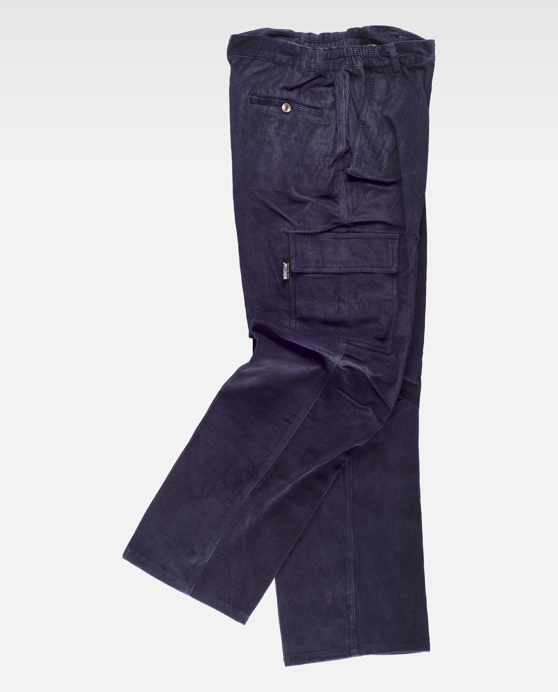 Pantalón de pana azul marino con bolsillo cargo lateral sobre fondo blanco