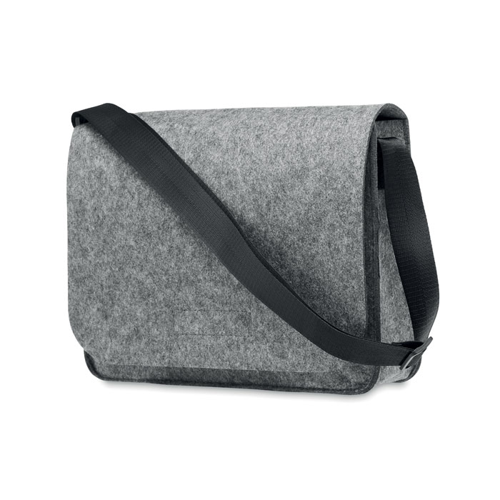 bolso bandolera gris de fieltro con solapa y correa ajustable