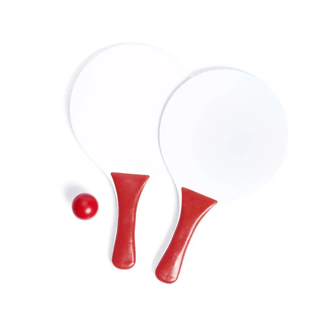 Dos palas de playa blancas con mango rojo y una pelota roja sobre fondo blanco.
