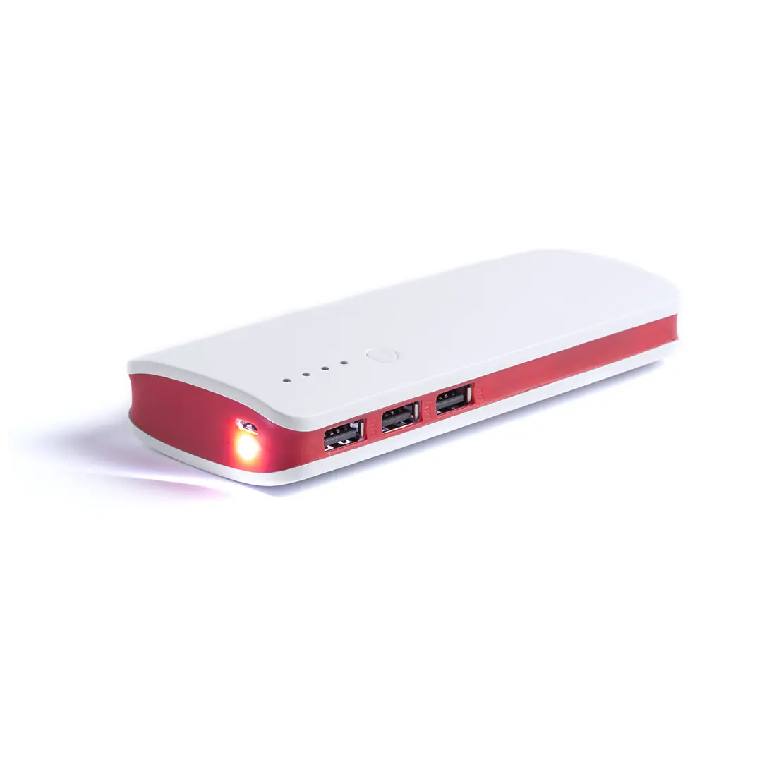 batería externa portátil blanca con laterales rojos y tres puertos USB para recargar dispositivos