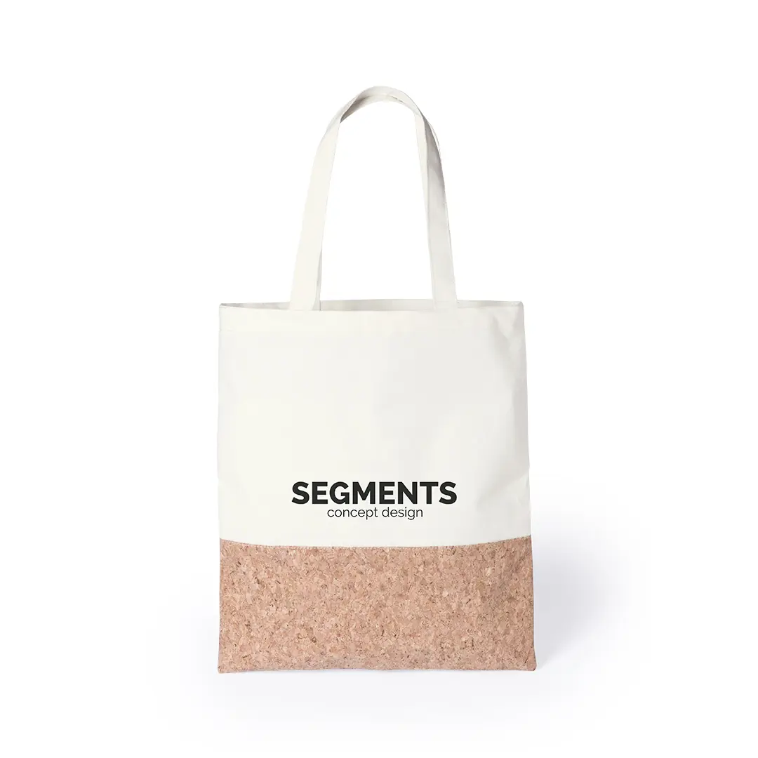 bolsa tote blanca con base de corcho y texto SEGMENTS concept design