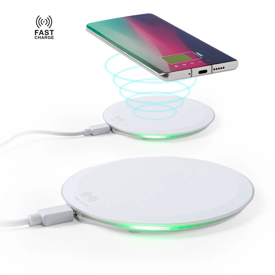 base de carga inalámbrica rápida blanca con luz LED verde y smartphone colocándose encima