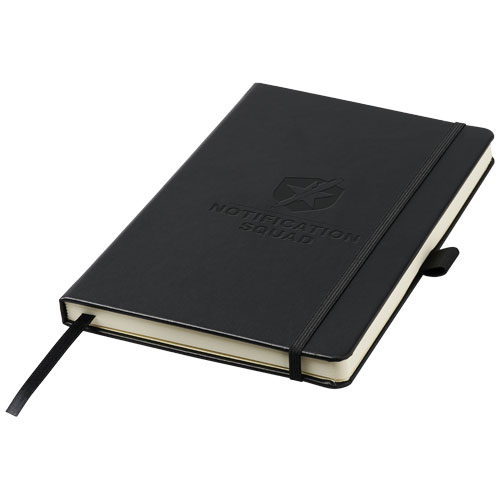 Cuaderno negro de tapa dura con cierre de goma y marca Notification Squad grabada en relieve