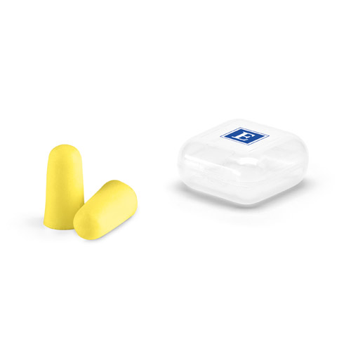 tapones de espuma amarillos junto a estuche transparente con logotipo azul