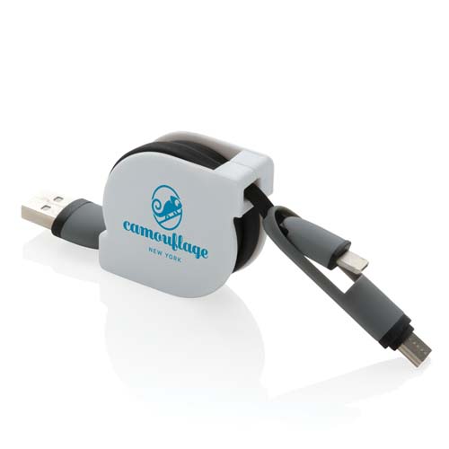 Cable retráctil con conector USB-A y adaptadores Lightning y micro-USB en carcasa blanca con logo Camouflage New York