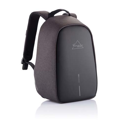 mochila antirrobo negra con carcasa rígida y diseño minimalista