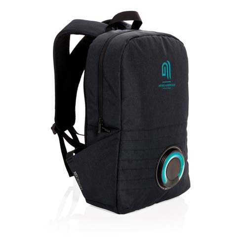 Mochila negra con altavoz integrado y logo de Audio Adventures